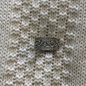 Silver ring with zirconia